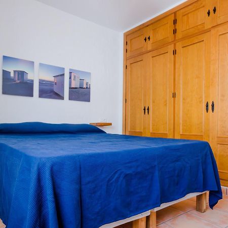 Apartamentos Mas Conil Conil De La Frontera Room photo
